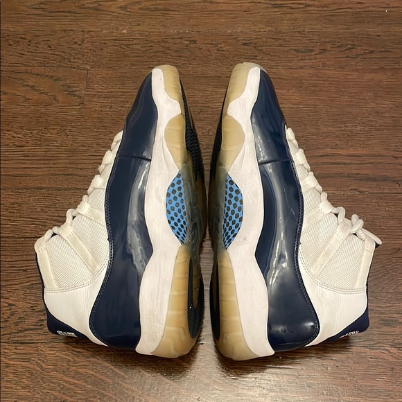 Air Jordan 11 Retro Sneakers Win like 82 main image 5